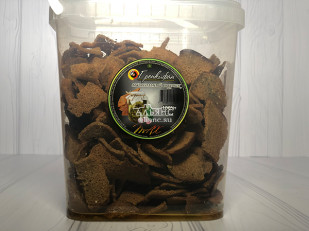 Снеки к пиву: Ведро Ржаные гренки с малосольным огурчиком