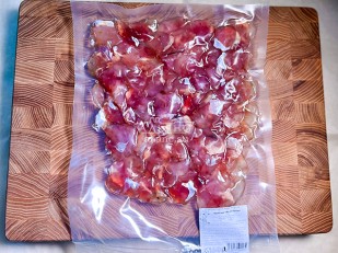 Ресторанные гренки с васаби: Щечки судака вяленые (500 гр)