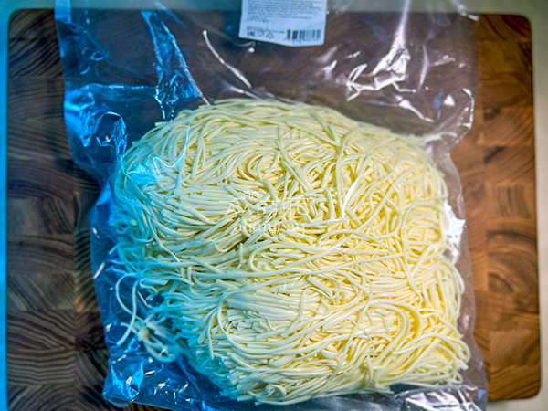 Сырный продукт ФЕРМЕРСКИЙ паутинка белая в Орехово-Борисово