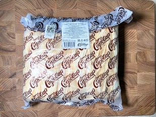 Мясо (АЛЬЯНС) вяленое курица с апельсином (500гр): Сыр 1 кг ГОРНЫЙ СЫРОВАР (Паутинка копчёная)