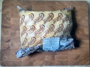 Сыр к пиву: Сыр 1 кг ГОРНЫЙ СЫРОВАР (Паутинка со вкусом красной икры)