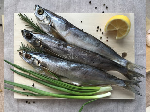 Мучные полоски ЗЕЛЁНЫЕ со вкусом барбекю 76 гр: Чехонь вяленая